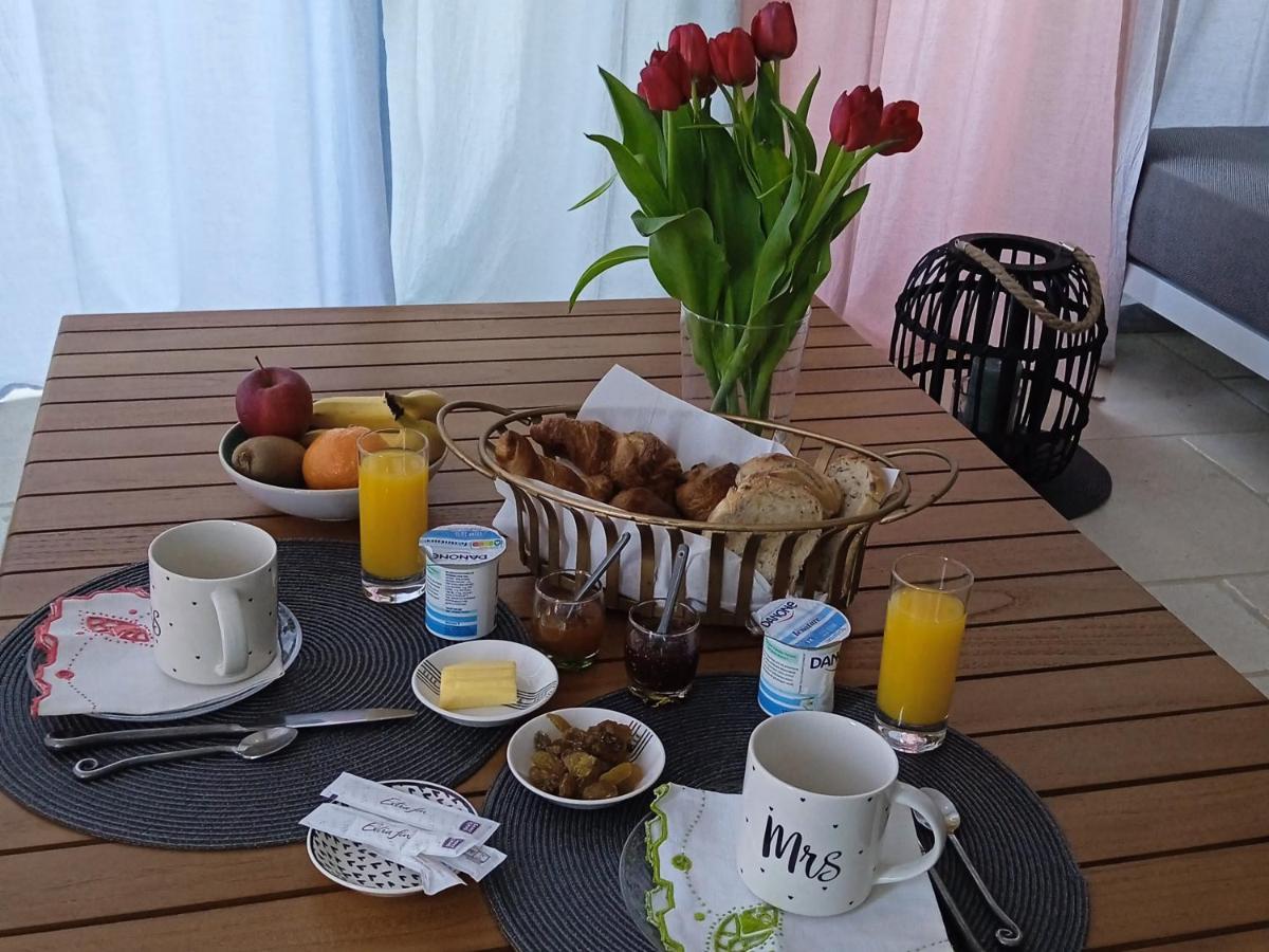Bed and Breakfast Les Terrasses Des Anthenors Ensues-la-Redonne Exteriér fotografie