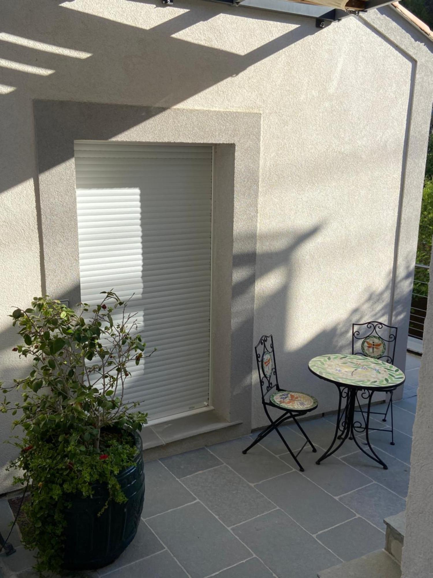 Bed and Breakfast Les Terrasses Des Anthenors Ensues-la-Redonne Exteriér fotografie